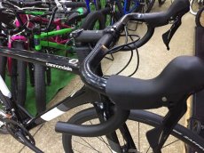 画像4: 【SALE 20%OFF】 CANNONDALE SuperSix EVO Carbon Disc 105  Black Pル スーパーシックス EVO Carbon 105」 (4)