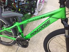 画像5: 【2023年1月以降入荷予定】 2023 MONGOOSE マングース ROCKADILE 24 ロッカダイル 24 GREEN 24インチ 子供用 自転車 (5)