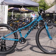 画像1: 2026 HARO FLIGHTLINE 24" GLOSS CHAMELEON 15236 (1)