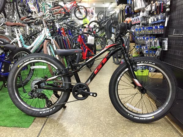 店舗在庫あり 2021 Gt キッズ 子供 自転車 ストンパー プライム 20 Stomper Prime 20 ブラック Atomic Cycle アトミック サイクル