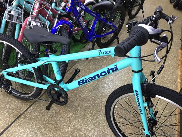 【入荷未定】2023 Bianchi ビアンキ PIRATA 20 ピラータ 20 20インチ キッズ 子供 自転車